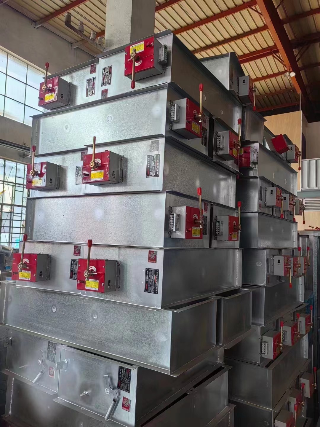 �?sh��)动防火阀的配�?sh��)和控制探�? onmousewheel=